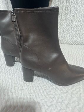 AEROSOLES Dark Brown Block Heel Ankle Boots